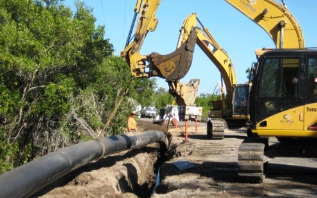 Bolger Bay Pipeline Installation